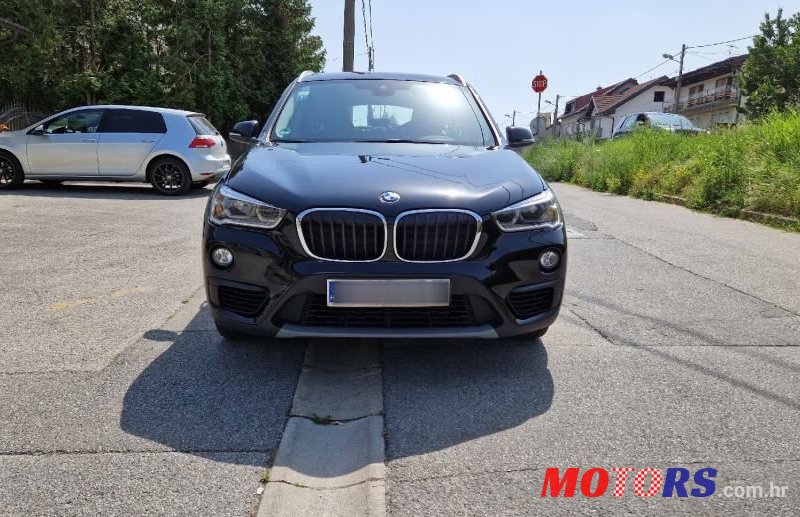 2017' BMW X1 18D photo #2