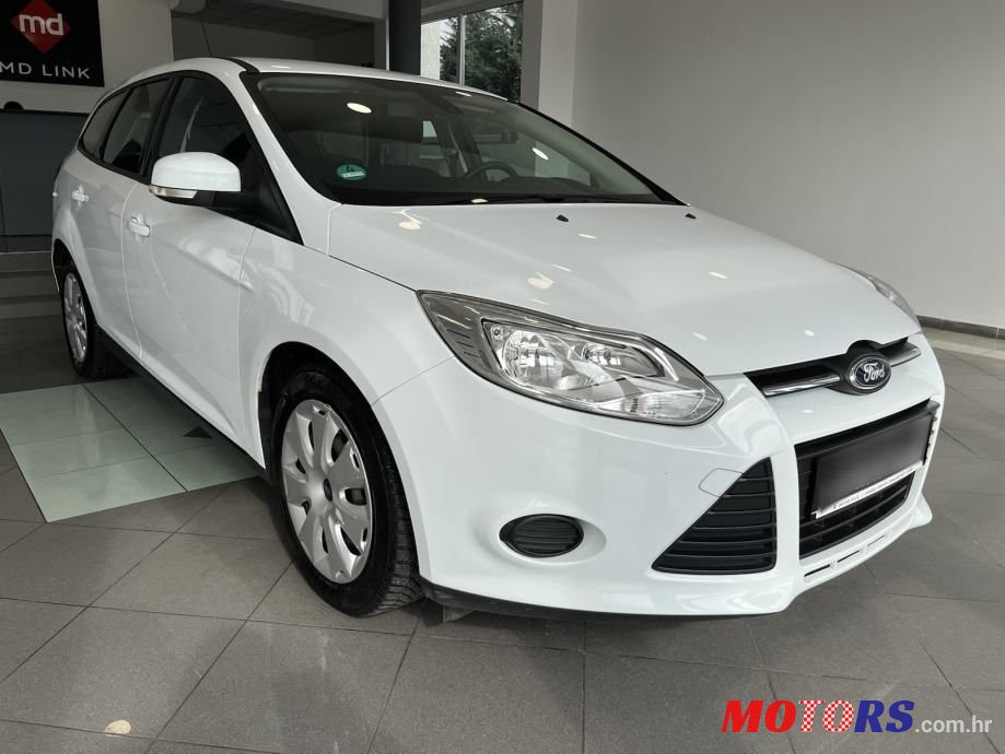 2013' Ford Focus Karavan photo #3