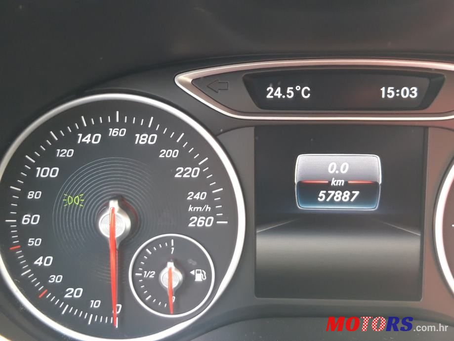 2017' Mercedes-Benz B-Klasa 180 D photo #2