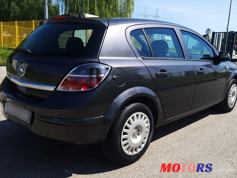 2010' Opel Astra 1,4 photo #5