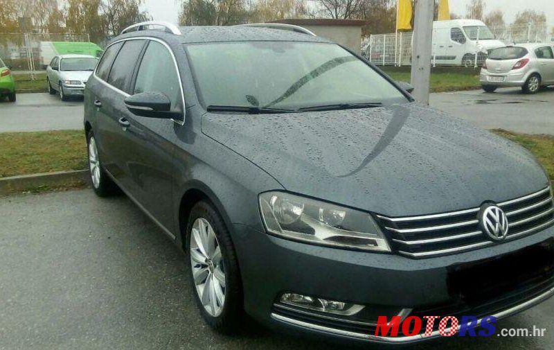 2013' Volkswagen Passat Variant 1,6 Tdi Bmt photo #1