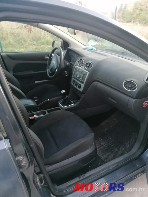 2007' Ford Focus photo #4