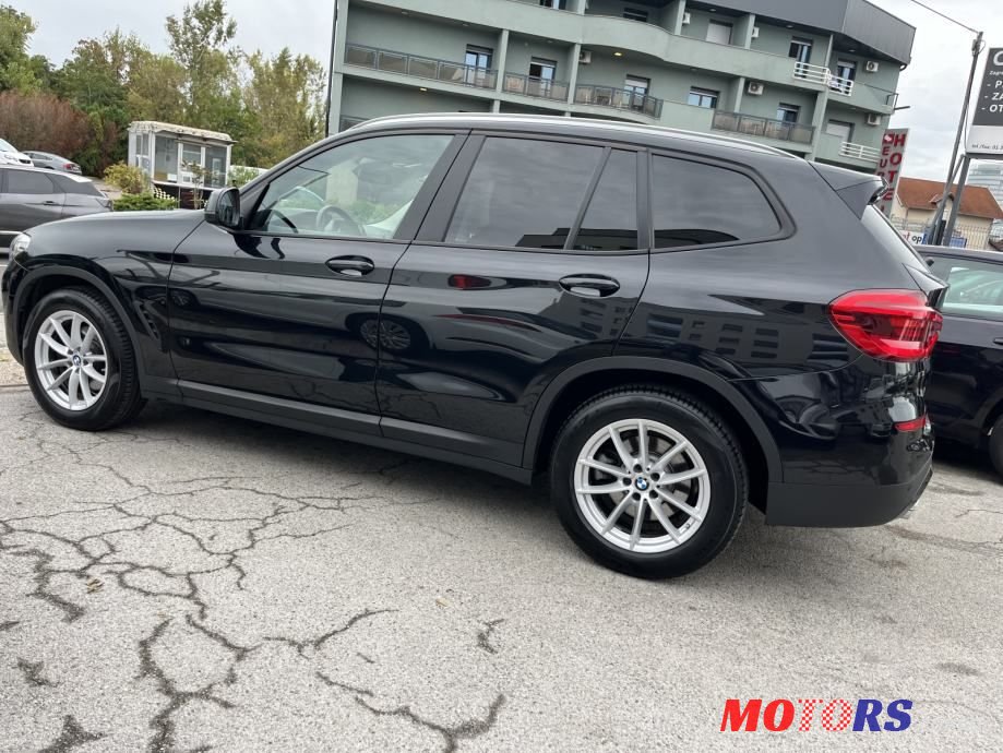 2018' BMW X3 Xdrive20D photo #4