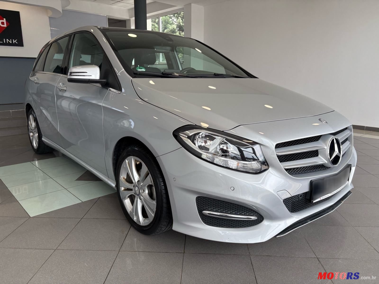 2017' Mercedes-Benz B-Klasa 180 D photo #2