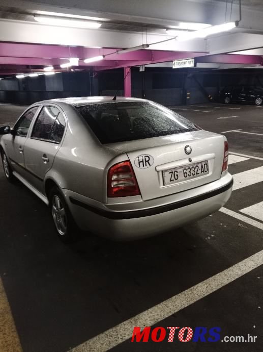 2002' Skoda Octavia photo #3