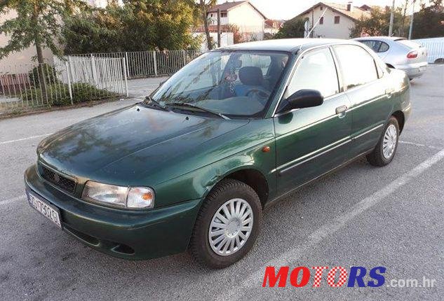 1999' Volkswagen Polo Suzuki Baleno 1.6 photo #1