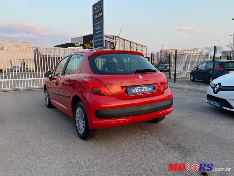 2007' Peugeot 207 1,4 photo #4