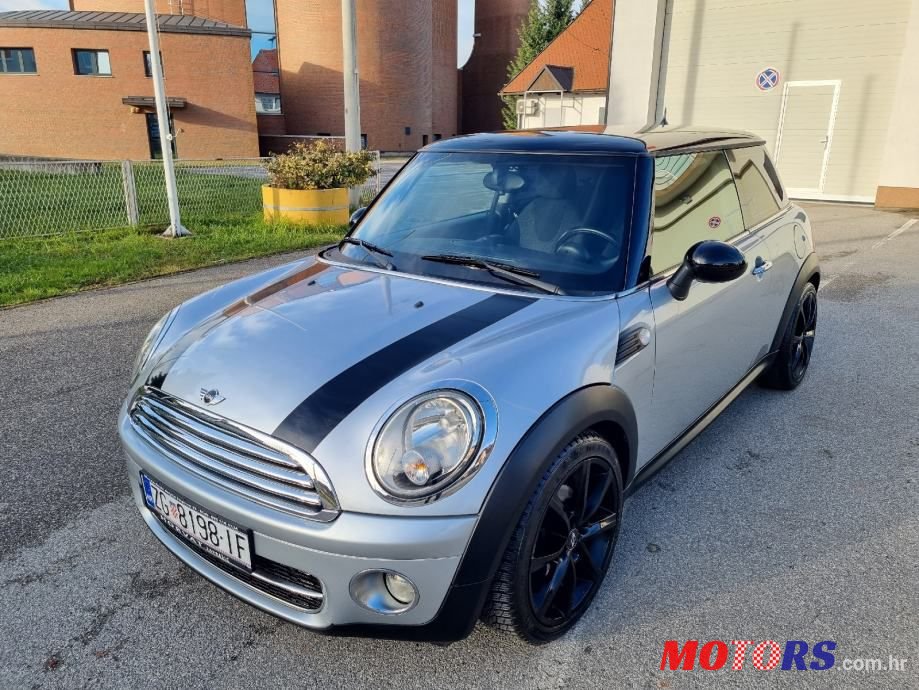 2008' MINI Cooper photo #1