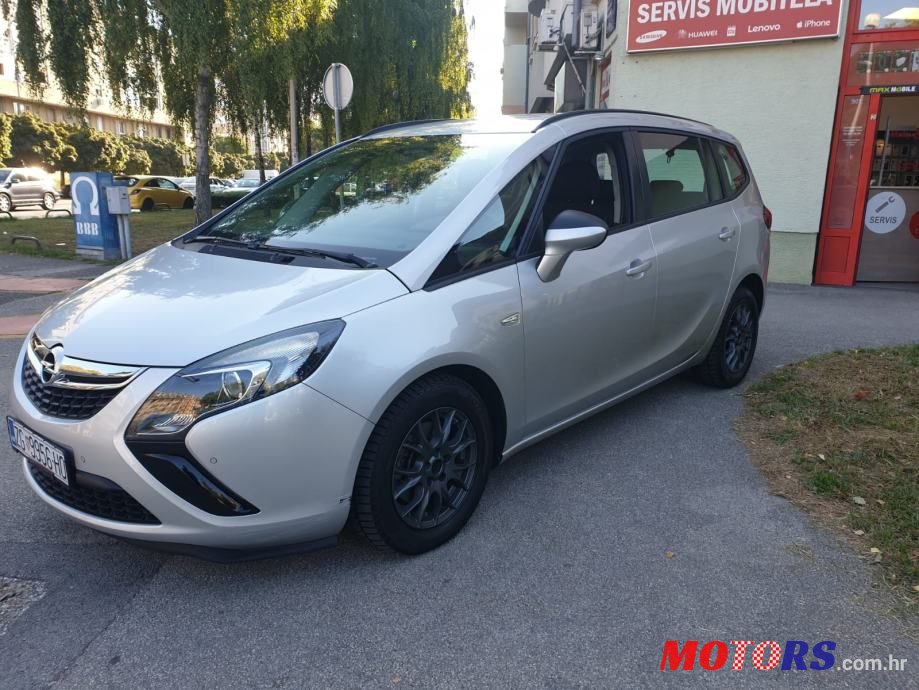 2015' Opel Zafira 1,6 photo #1