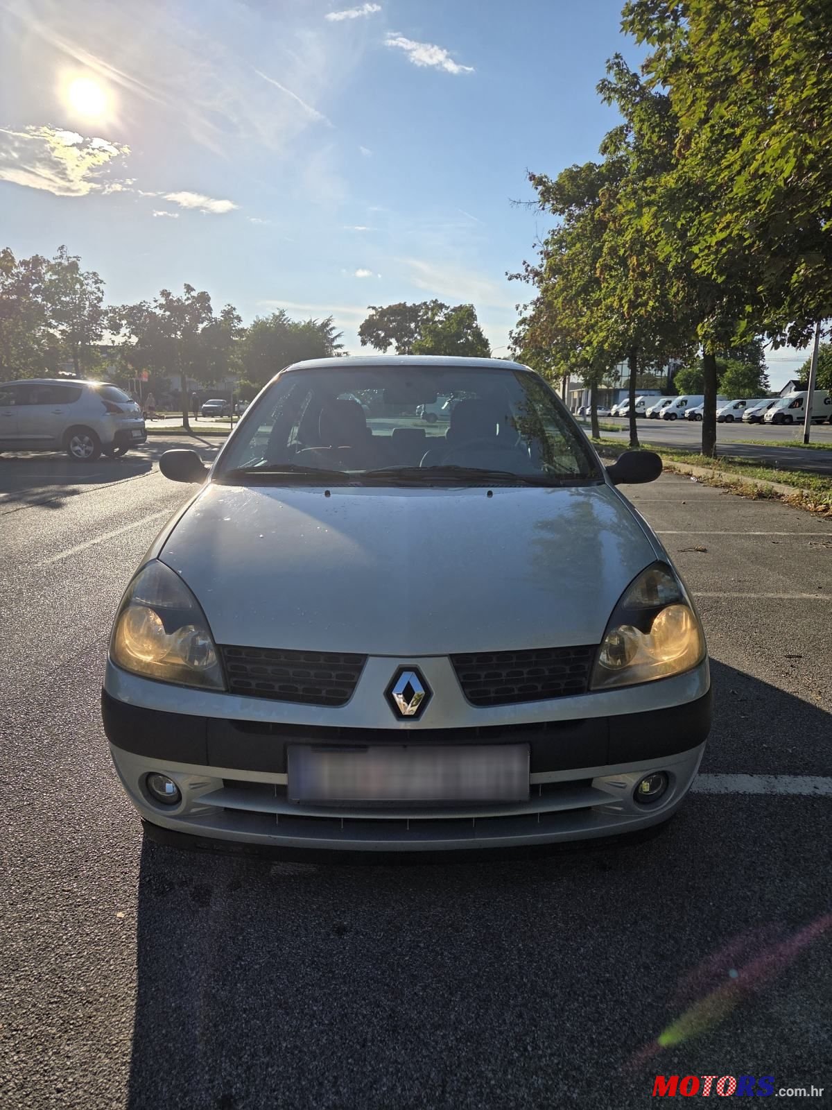 2003' Renault Clio 1,5 Dci photo #1
