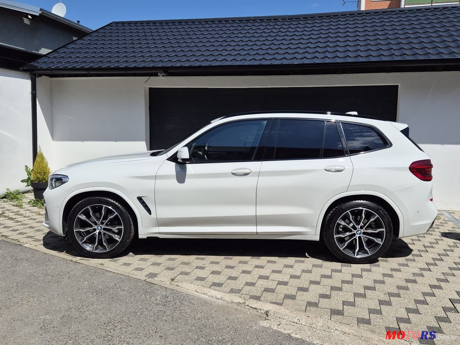 2018' BMW X3 Xdrive20D photo #5