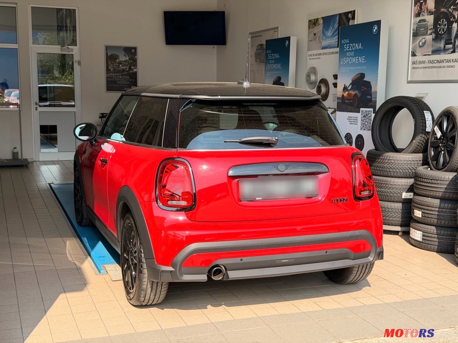2024' MINI Cooper 3-Vrata F56 photo #4