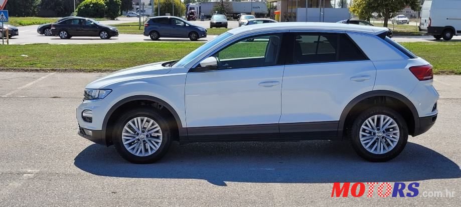 2018' Volkswagen T-Roc 2,0 Tdi photo #2