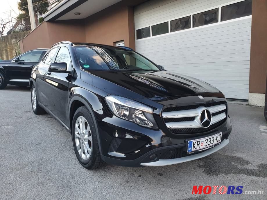 2015' Mercedes-Benz Gla 200 Cdi photo #3