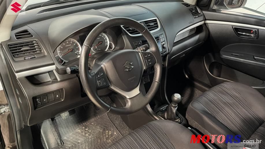 2015' Suzuki Swift 1,2 Glx Ac photo #4
