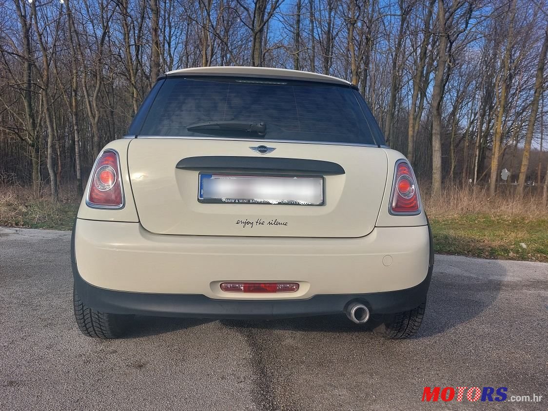 2012' MINI One 1,6 D photo #5