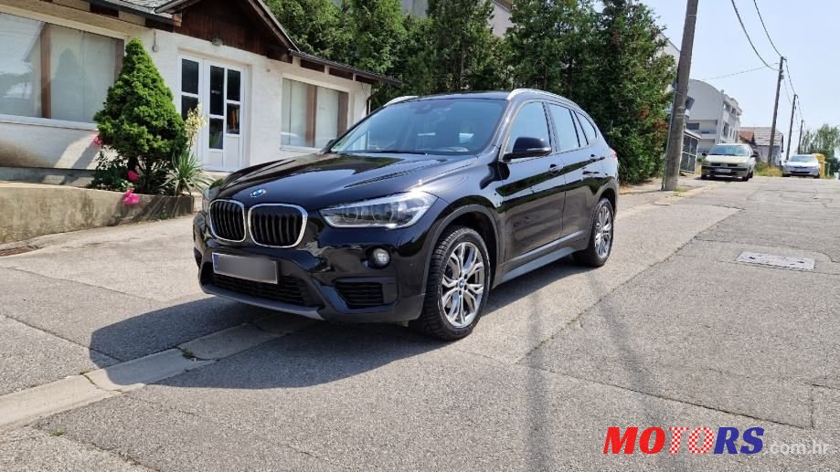 2017' BMW X1 18D photo #5