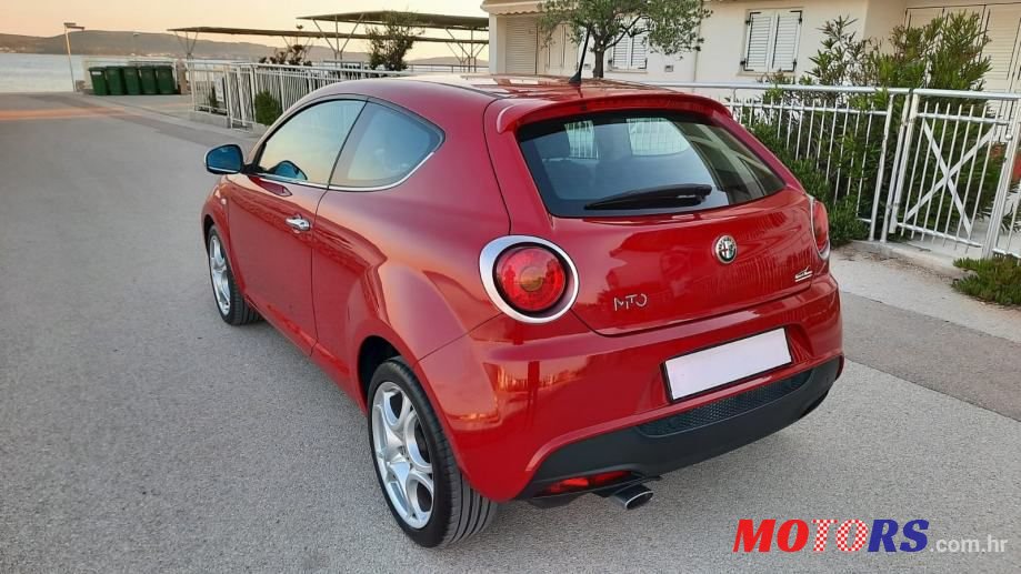 2011' Alfa Romeo MiTo photo #5