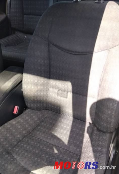 2005' Renault Laguna 1,9 Dci photo #2