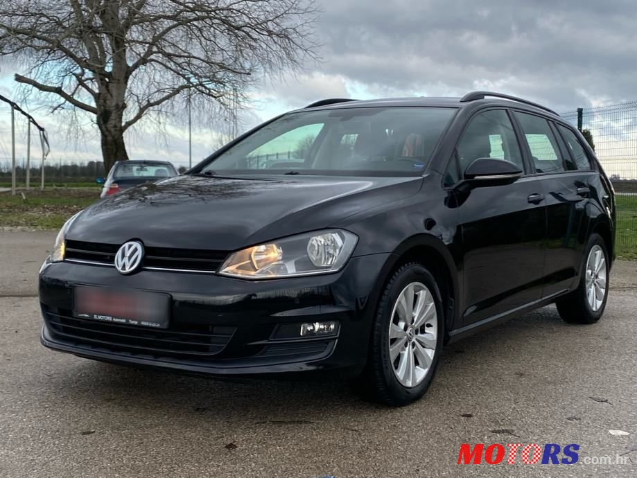 2016' Volkswagen Golf 7 1,6 Tdi photo #1