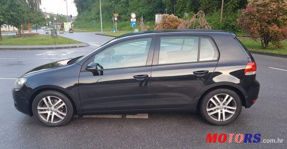 2008' Volkswagen Golf VI 2.0 Tdi photo #1