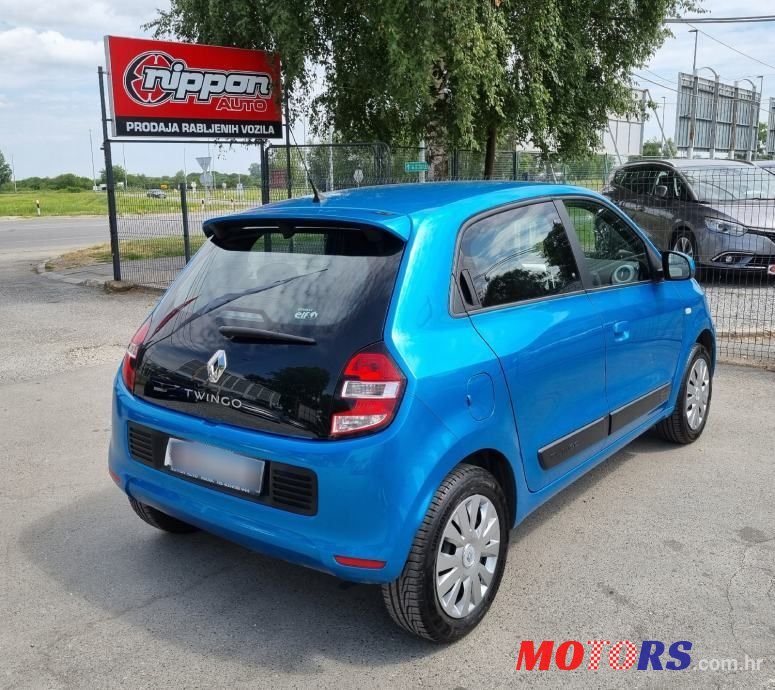 2015' Renault Twingo Sce photo #6