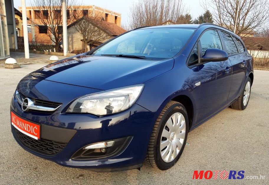 2015' Opel Astra Karavan 1,6 Cdti photo #1