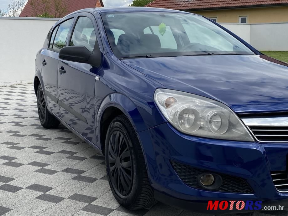 2008' Opel Astra 1,4 photo #3