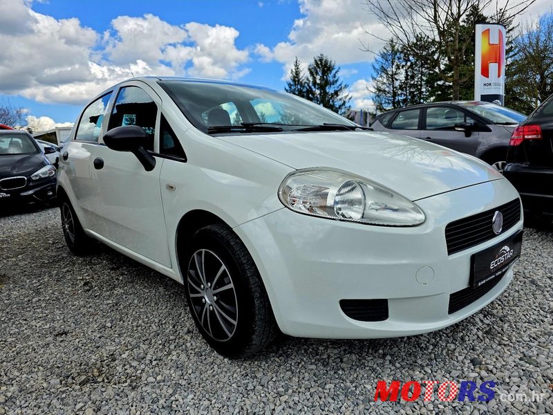 2010' Fiat Grande Punto 1,2 8V photo #4