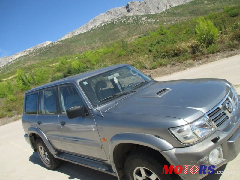 2003' Nissan Patrol 3,0 Di photo #3