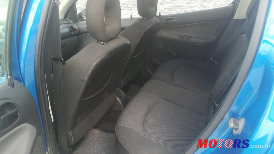 2006' Peugeot 206 photo #4