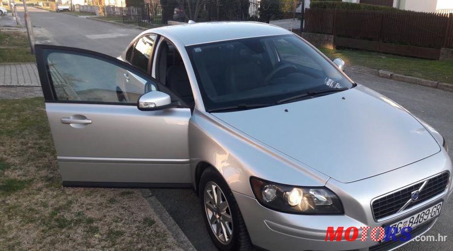 2007' Volvo S40 1,6 D photo #1