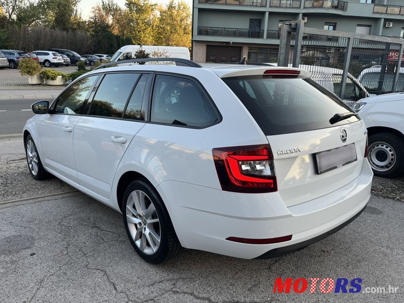 2020' Skoda Octavia Combi photo #5