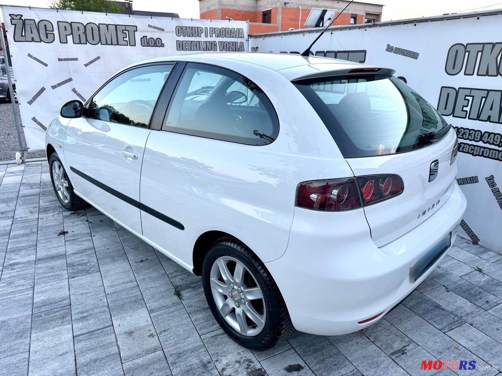 2008' SEAT Ibiza 1,4 16V photo #5