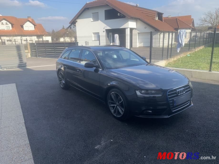 2012' Audi A4 Avant photo #1