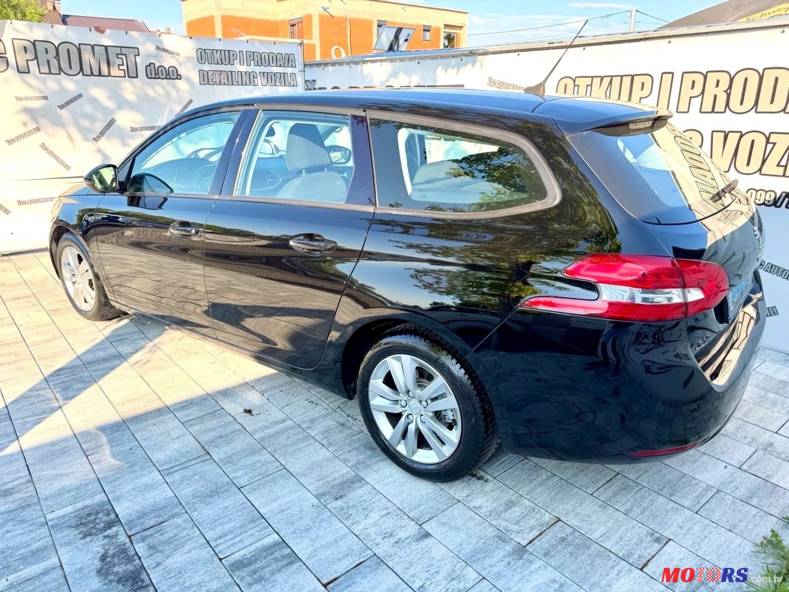 2014' Peugeot 308 Sw photo #2