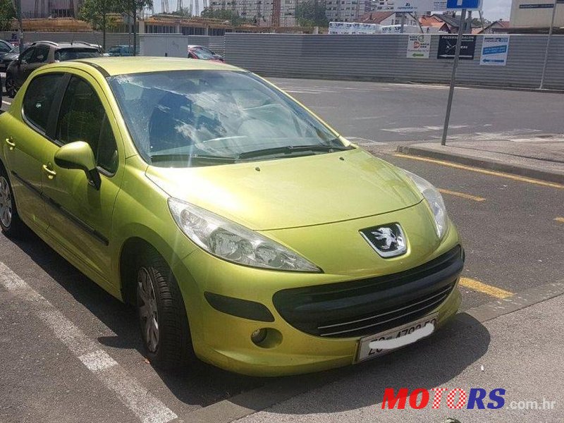 2008' Peugeot 207 1,4 16V Vti photo #1