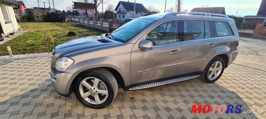 2008' Mercedes-Benz Gl photo #3