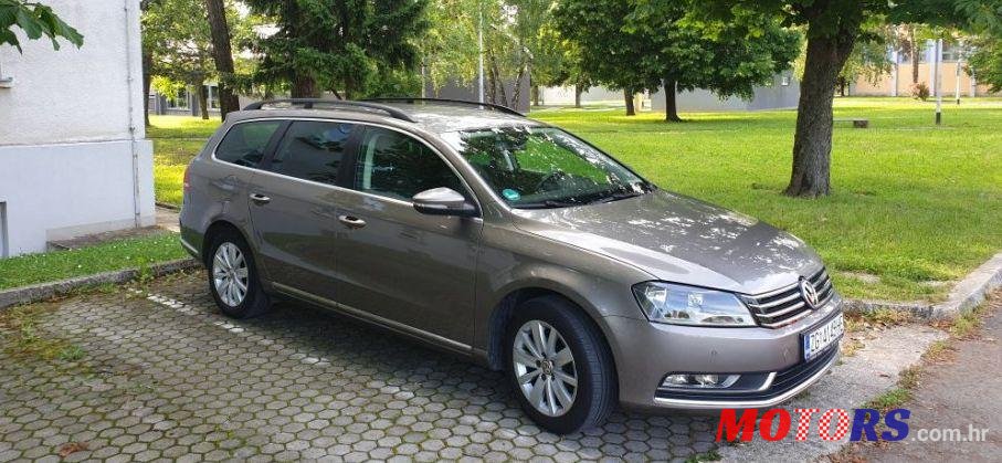 2012' Volkswagen Passat Variant photo #5