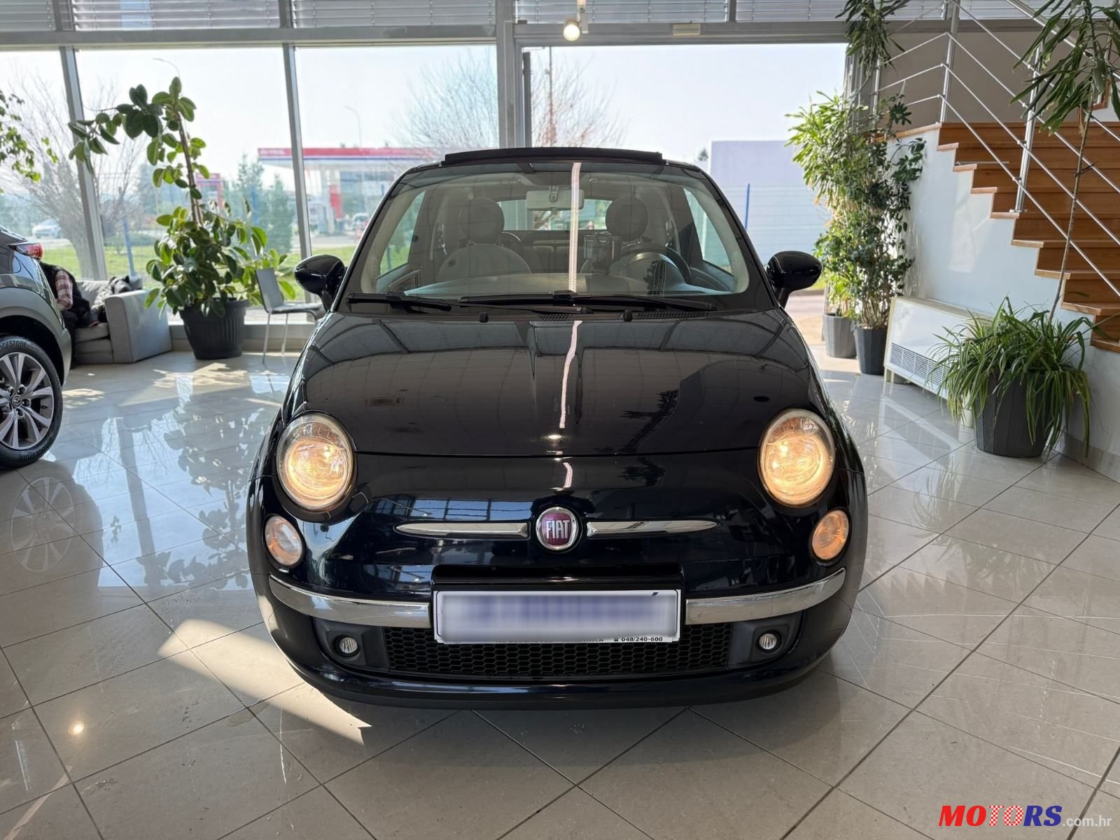 2011' Fiat 500 500C 1,2 8V photo #2