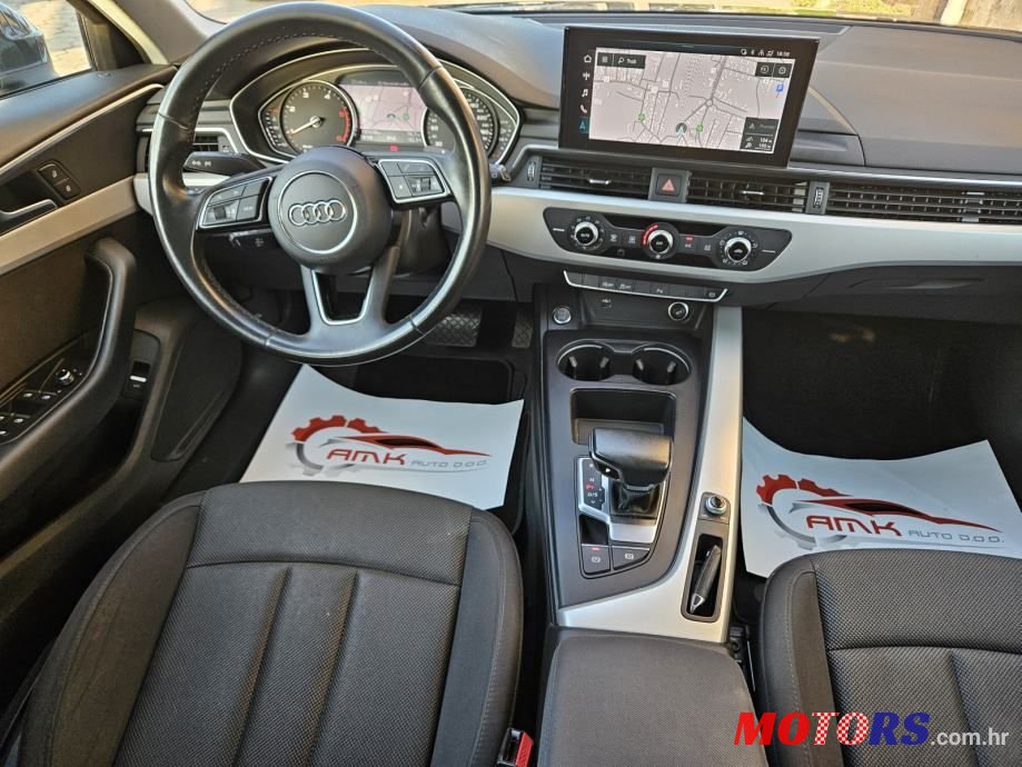 2021' Audi A4 Avant photo #2