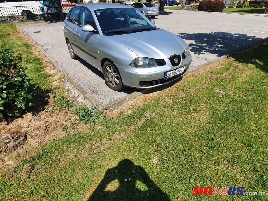 2004' SEAT Ibiza 1,4 Tdi photo #6