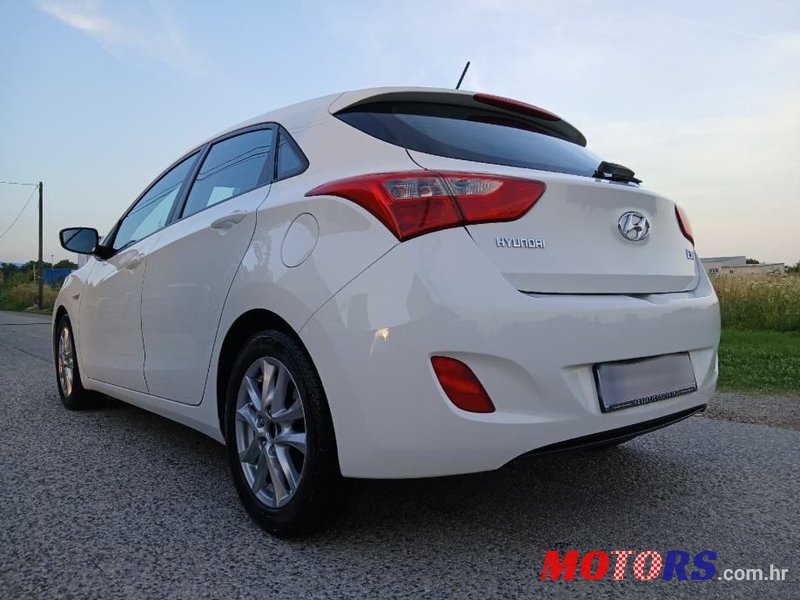 2012' Hyundai i30 1,4 photo #2