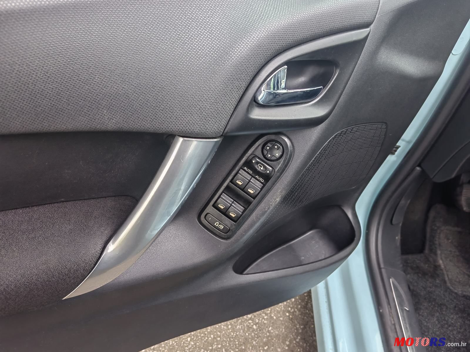 2010' Citroen C3 1,4 Vti photo #5