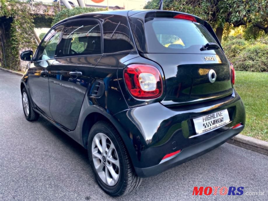 2016' Smart Forfour 1.0 photo #3