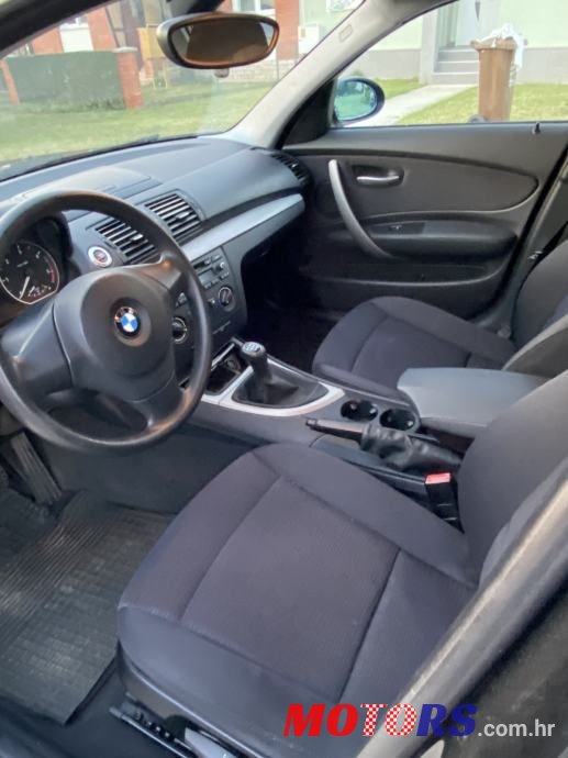 2008' BMW Serija 1 118D photo #4