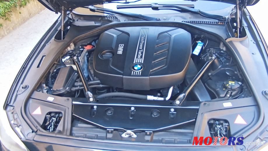 2014' BMW Serija 5 518D photo #6