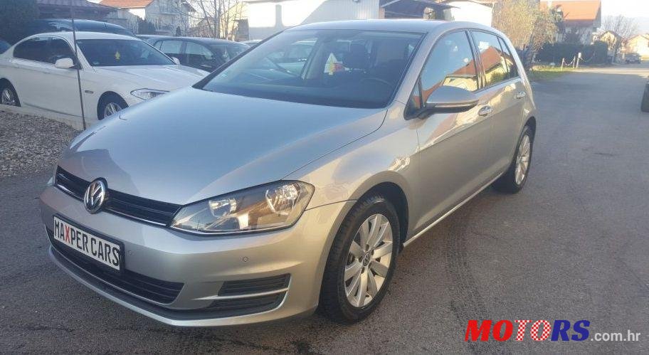 2013' Volkswagen Golf VII photo #1