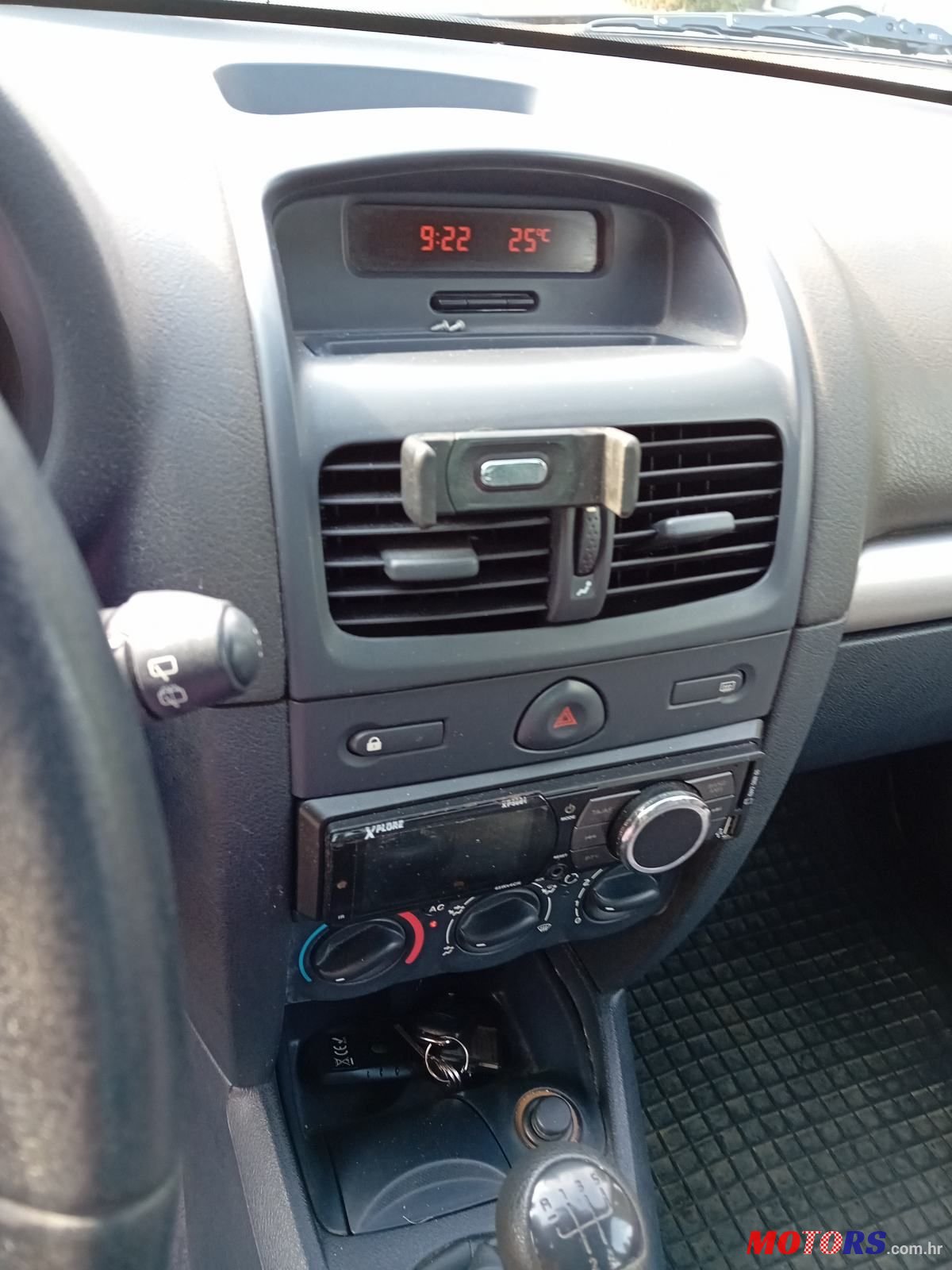 2001' Renault Clio 1,2 16V photo #6