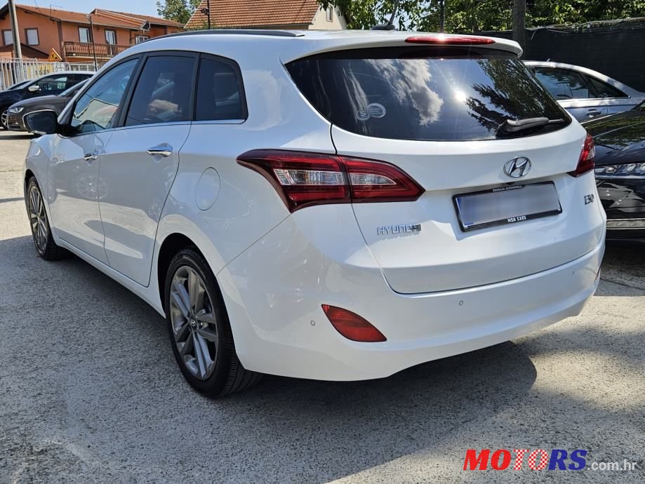 2015' Hyundai i30 1,6 Crdi photo #5